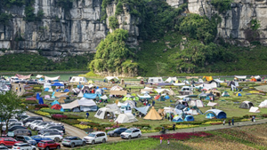 露營(yíng)火爆，潮流背后有哪些隱憂(yōu)？