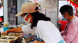 這碗街邊涼皮，藏著(zhù)你我不知道的酸和甜&hellip;&hellip;