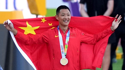 滿(mǎn)眼是&ldquo;光&rdquo;的少年 終于成了&ldquo;光&rdquo;