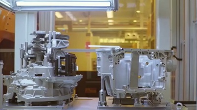 在新能源汽車(chē)“神經(jīng)中樞系統”上創(chuàng )新突破