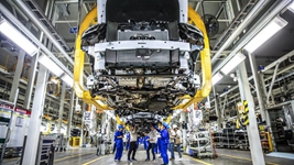 中國經(jīng)濟新亮點(diǎn)丨國產(chǎn)新能源汽車(chē)布局海外市場(chǎng)