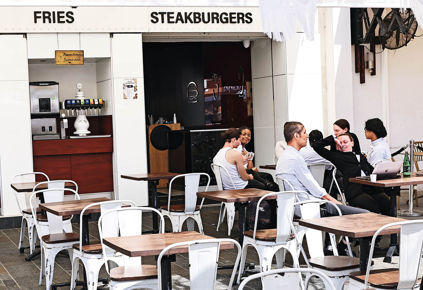 歐洲餐飲業(yè)為何陷入長(cháng)期低迷