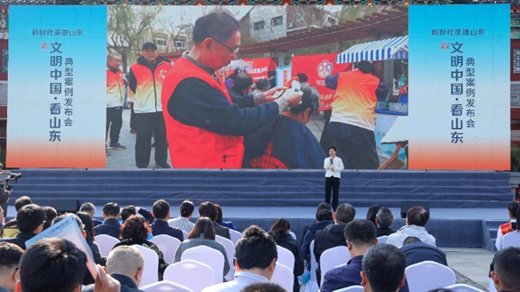 “蜜蜂堂”匠心釀文明