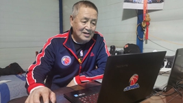 王應虎：&ldquo;老驥伏櫪&rdquo;助力青少年勇追&ldquo;籃球夢(mèng)&rdquo;