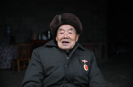 &ldquo;死守陣地，決不能后退一寸&rdquo;&mdash;&mdash;記抗美援朝老兵黃忠茂