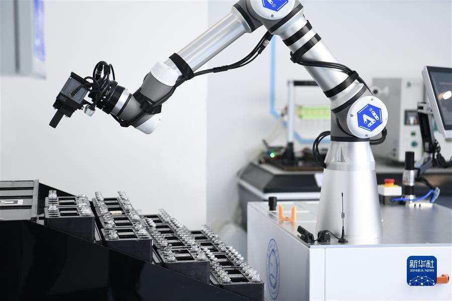 （新華全媒+）（2） &ldquo;機器化學(xué)家&rdquo;賦能科學(xué)研究