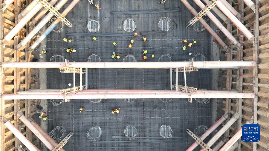 #（社會(huì )）（7）堅守崗位迎新年