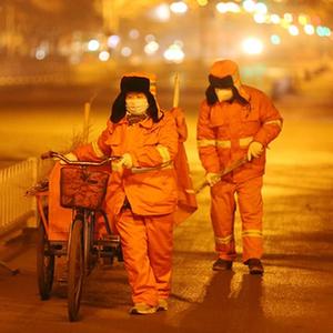 #（社會(huì )）（1）堅守崗位迎新年