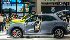 第23屆中國（昆明）國際汽車(chē)博覽會(huì )開(kāi)幕