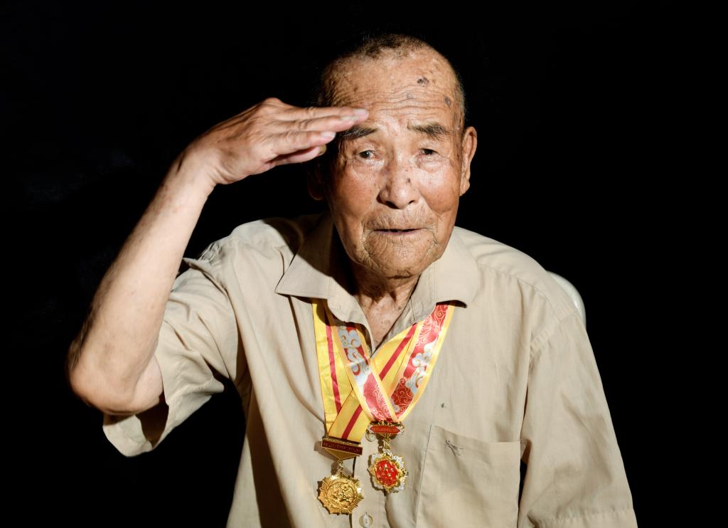 浴血榮光丨致敬抗戰老戰士&mdash;&mdash;張相林