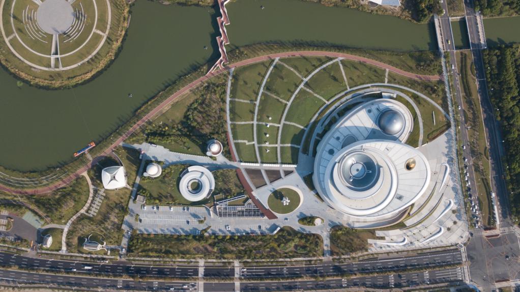 中國(上海)自由貿易試驗區臨港新片區迎來(lái)掛牌三周年