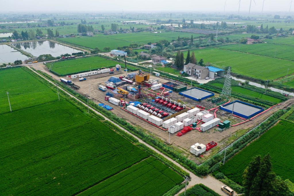 江蘇:電驅壓裂助力頁(yè)巖油開(kāi)采