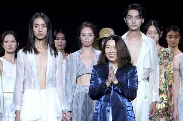 &ldquo;Y.LEADING&middot;王鳳&rdquo;時(shí)尚發(fā)布在京舉行