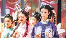 新華全媒+丨國慶長(cháng)假里的&ldquo;國潮國風(fēng)&rdquo;