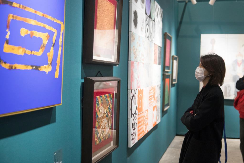 律動(dòng)古今&mdash;&mdash;時(shí)尚運動(dòng)主題美術(shù)作品展在北京服裝學(xué)院開(kāi)幕