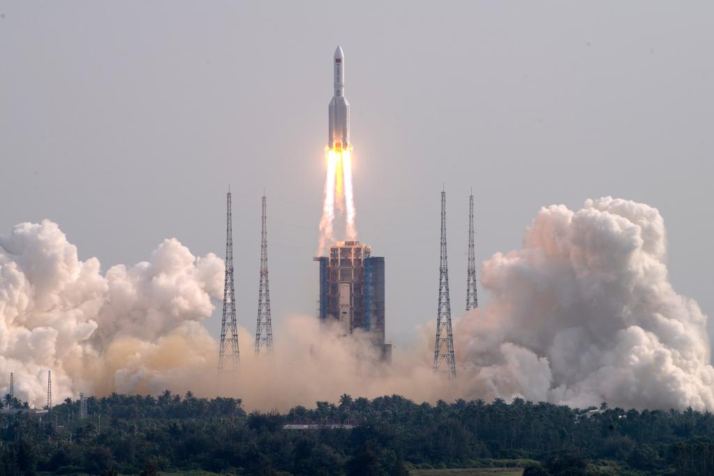 新華全媒+｜中國空間站夢(mèng)天實(shí)驗艙發(fā)射任務(wù)取得圓滿(mǎn)成功