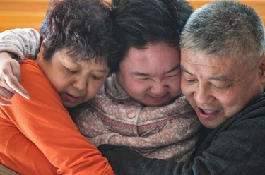 十年愛(ài)心匯聚，只為喚醒你