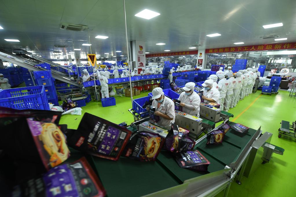 柳州螺螄粉企業(yè)備戰“雙十一”