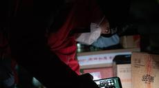 新華全媒+丨京外支援、夜間派送，疏通北京快遞堵點(diǎn)