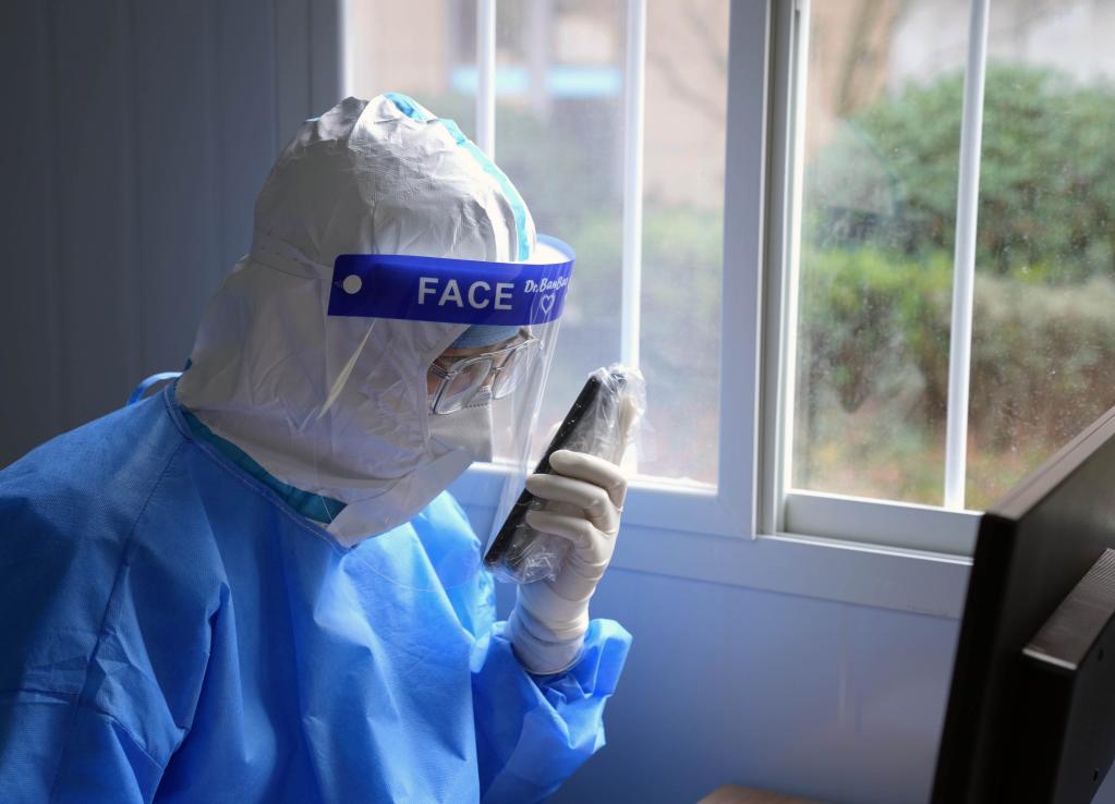 新華全媒+｜上海：&ldquo;90后&rdquo;家庭醫生全力守護社區居民健康