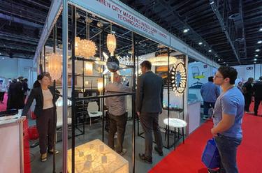 通訊：拓市場(chǎng)、尋商機&mdash;&mdash;中企&ldquo;出海&rdquo;阿聯(lián)酋拾獲訂單和信心