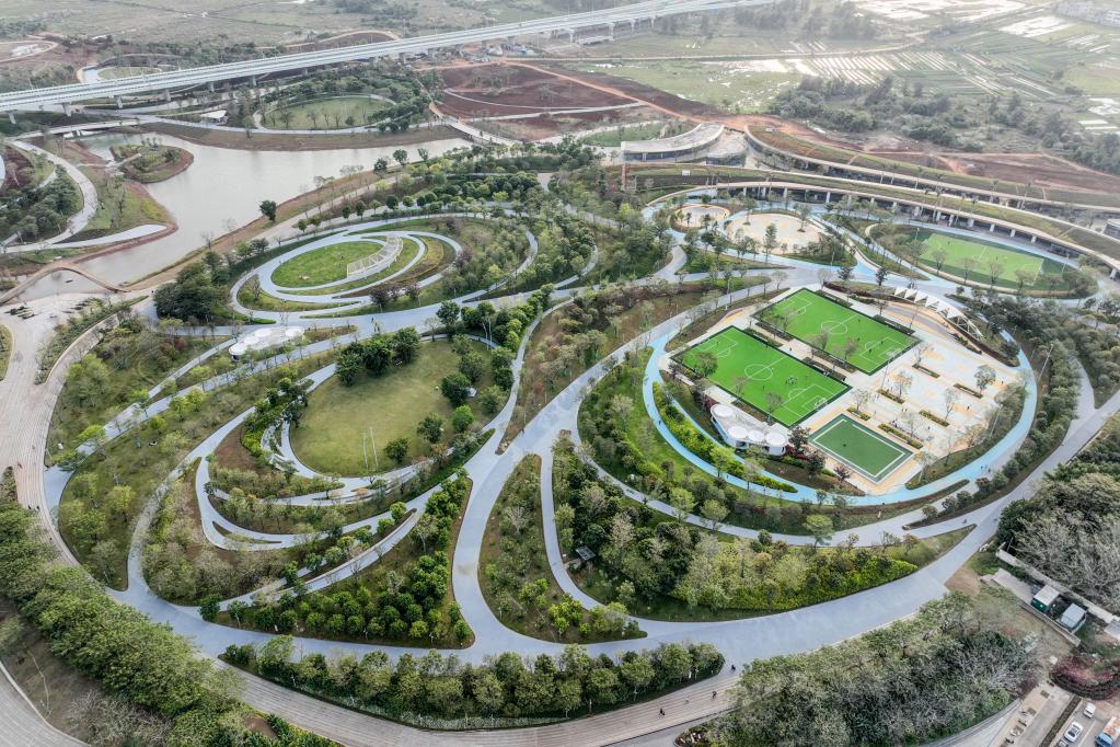 鳥(niǎo)瞰?？谖餍愎珗@