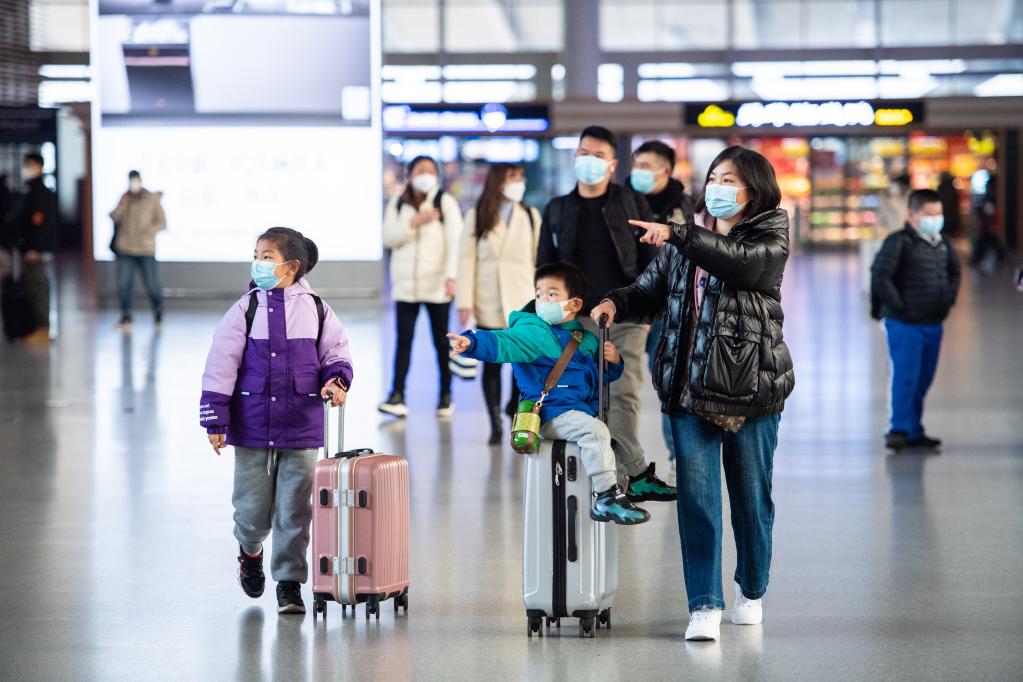 新春走基層丨添設備、暖服務(wù)、行方便&mdash;&mdash;湖南長(cháng)沙春運一線(xiàn)見(jiàn)聞