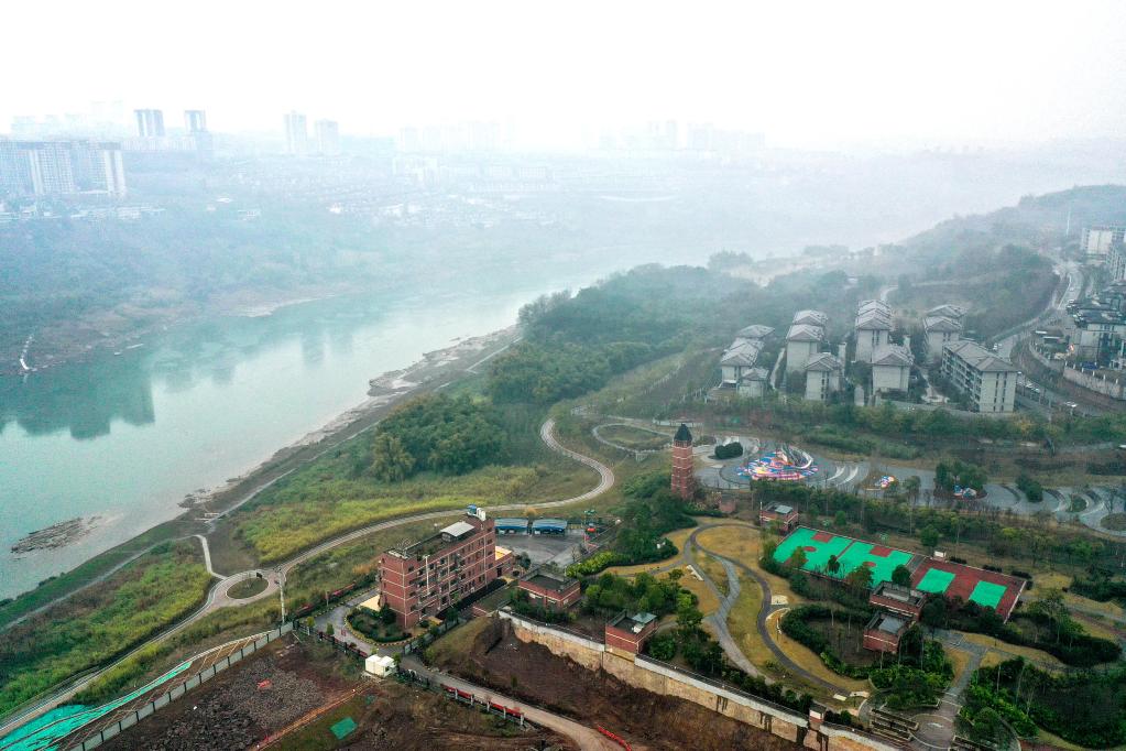 新春走基層丨重慶:“守水人”守護一江清水