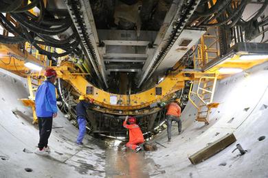 新華全媒+&middot;新春走基層丨福州：重點(diǎn)項目&ldquo;卯&rdquo;足干勁加快建設