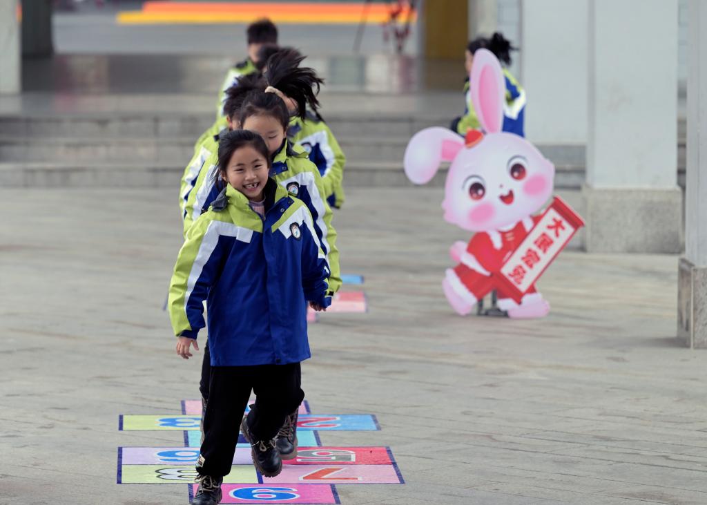 新華全媒+丨新學(xué)期，看我&ldquo;動(dòng)如脫兔&rdquo;！