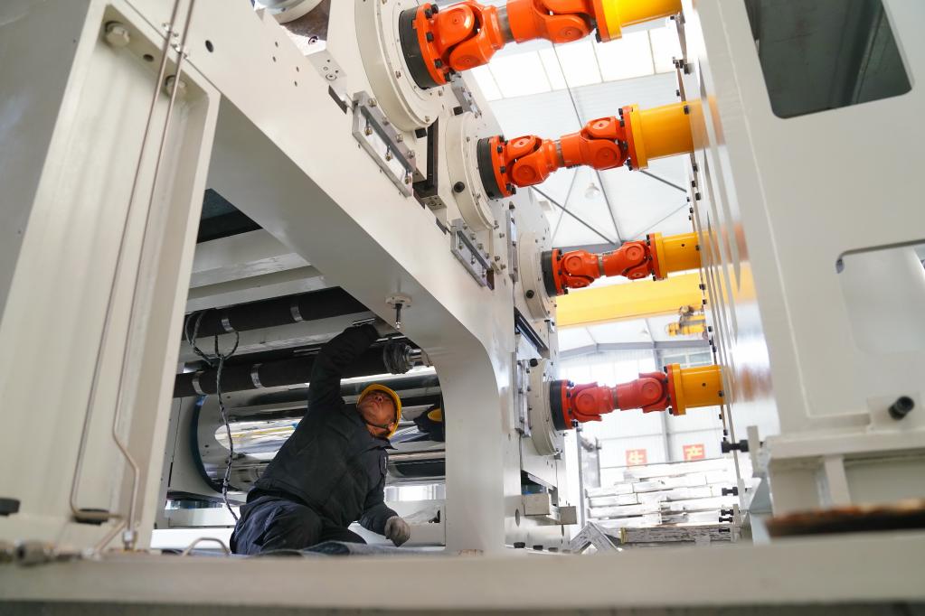 新華全媒+丨河北：&ldquo;專(zhuān)精特新&rdquo;企業(yè)沖刺&ldquo;開(kāi)門(mén)紅&rdquo;