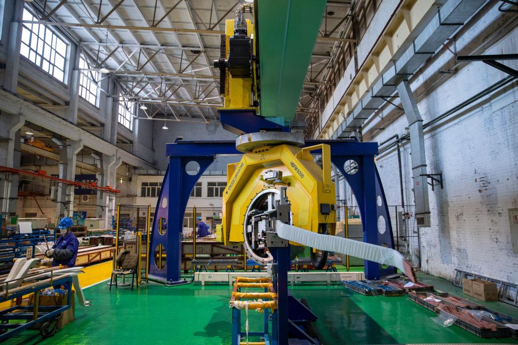 新華全媒+丨趕訂單、提產(chǎn)能 &ldquo;智造&rdquo;助力裝備制造業(yè)按下生產(chǎn)&ldquo;加速鍵&rdquo;