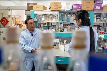 張克勤代表：為科技強國、農業(yè)強國作貢獻