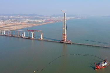 黃茅?？绾Ｍǖ离r形初現