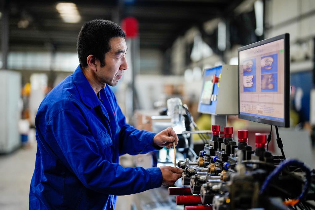 河北玉田：加緊農資生產(chǎn)備春耕