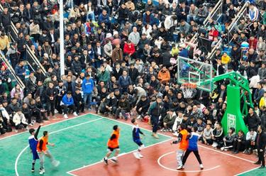 新華全媒+丨座無(wú)虛席!火遍全網(wǎng)的&ldquo;村BA&rdquo;總決賽來(lái)了