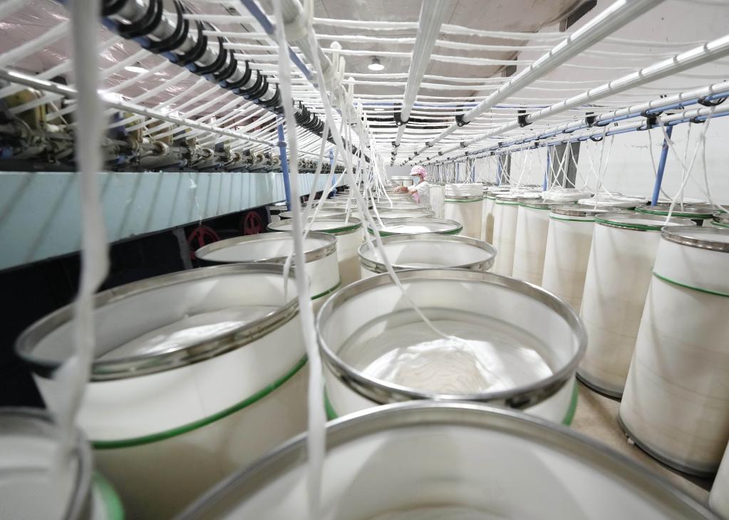 河北青龍:鄉村工廠(chǎng)惠民生