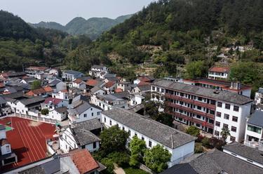 鄉村小學(xué)開(kāi)啟特色課程&ldquo;鄉村藝課&rdquo;