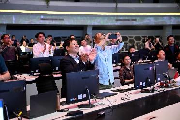 新華全媒+｜403秒！中國&ldquo;人造太陽(yáng)&rdquo;獲重大突破