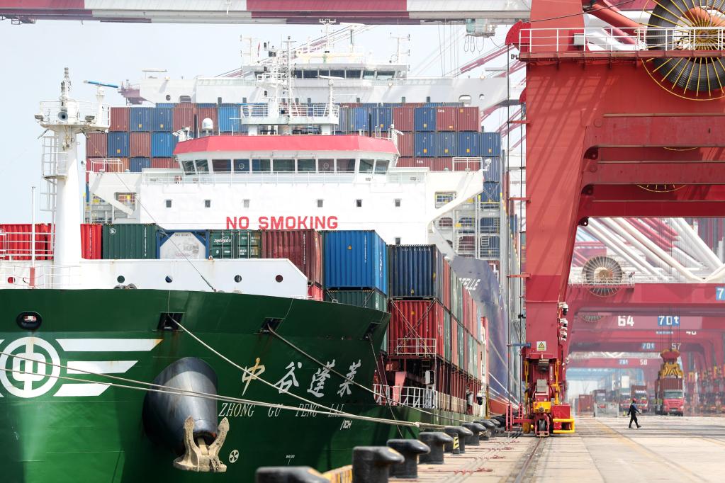 青島港實(shí)現首季&ldquo;開(kāi)門(mén)紅&rdquo;