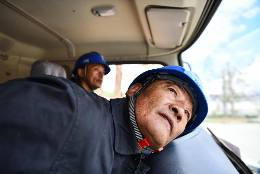 扎西尼瑪:西藏高海拔帶電作業(yè)第一人