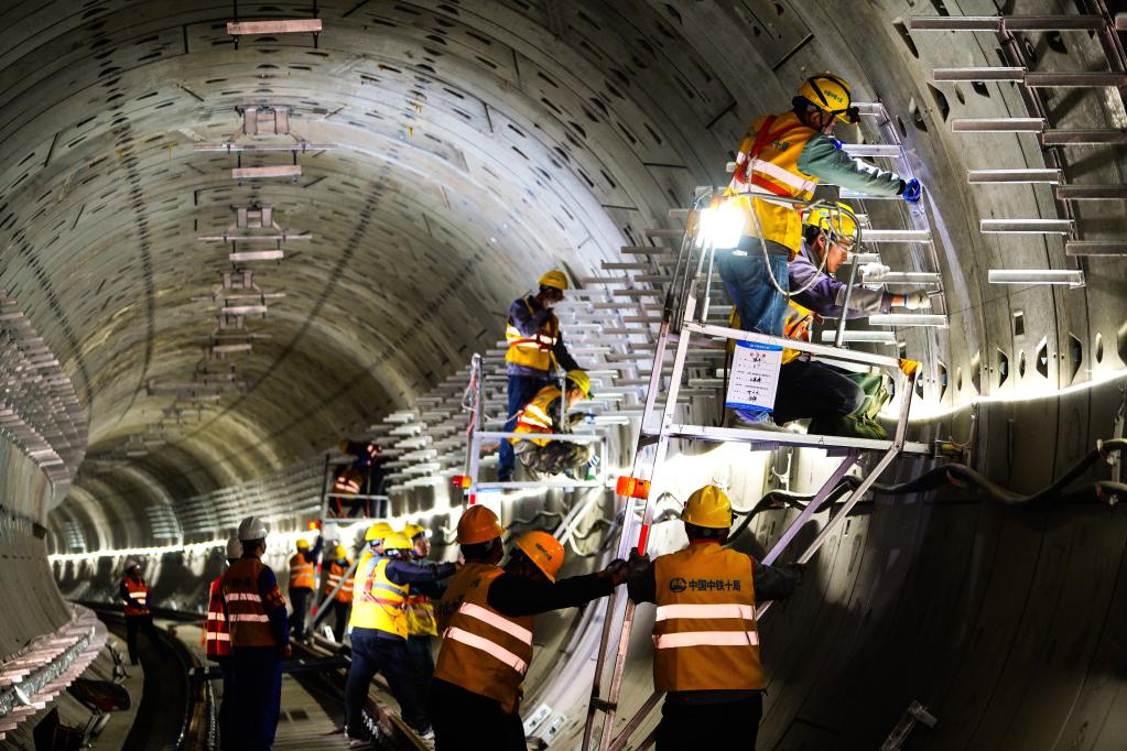 堅守崗位度&ldquo;五一&rdquo;