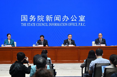 國新辦舉行&ldquo;權威部門(mén)話(huà)開(kāi)局&rdquo;系列主題新聞發(fā)布會(huì )介紹&ldquo;保障糧食安全，端牢中國飯碗&rdquo;有關(guān)情況