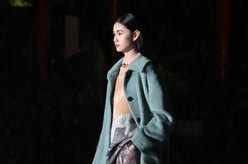 XG 2023冬季時(shí)裝秀在滕王閣景區舉行