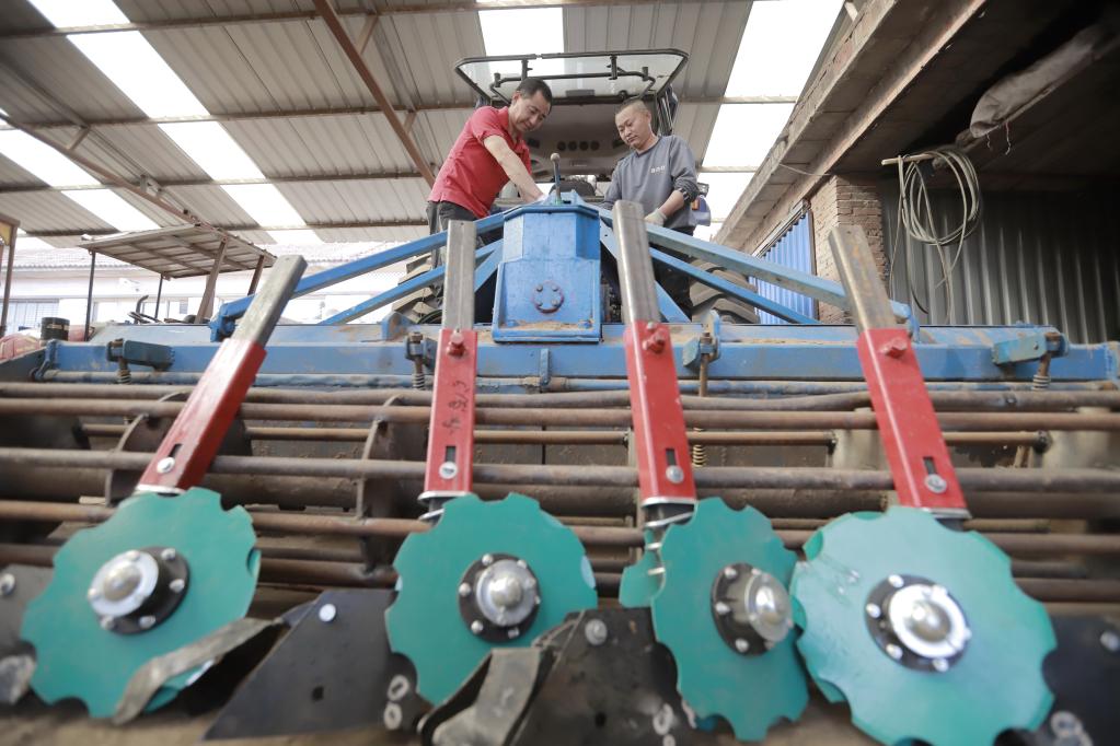 新華全媒+｜河北將投入200萬(wàn)臺農業(yè)機械會(huì )戰&ldquo;三夏&rdquo;