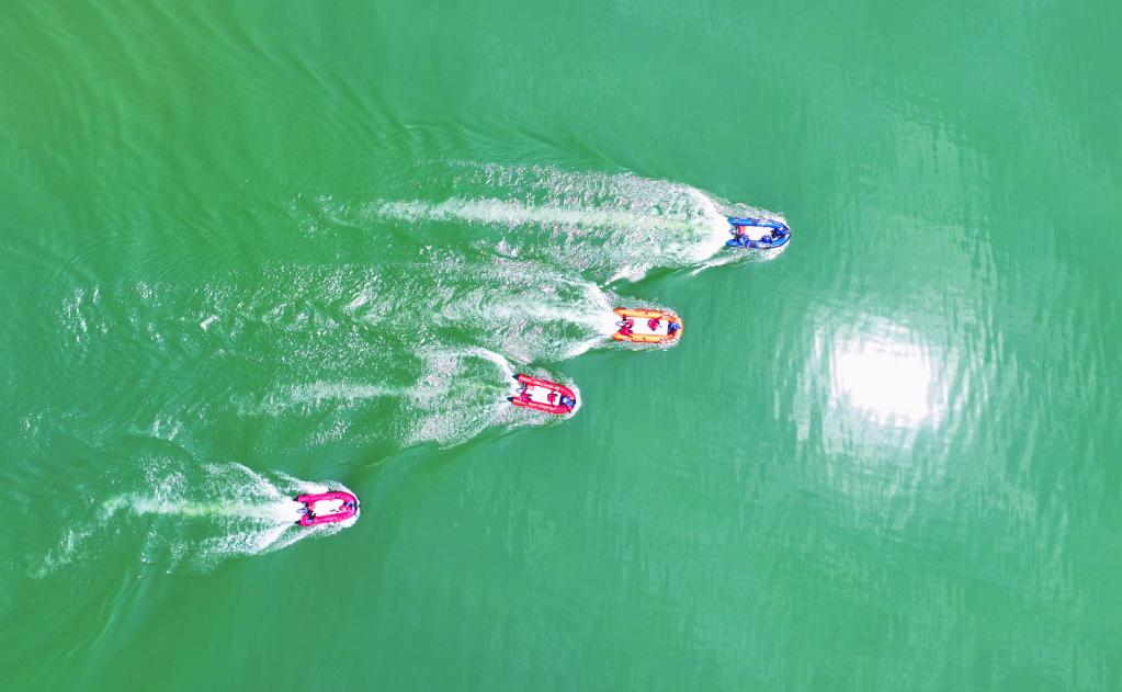 浙江長(cháng)興：水上演練 備戰汛期