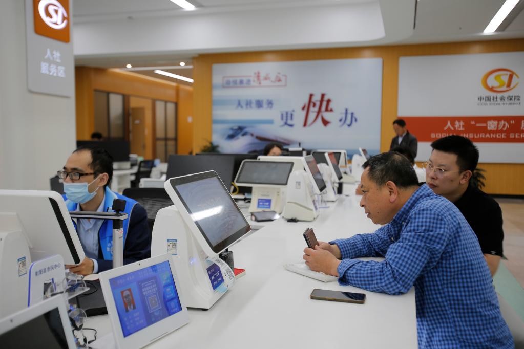 高質(zhì)量發(fā)展調研行丨江蘇射陽(yáng)：持續提升市民中心政務(wù)服務(wù)效能