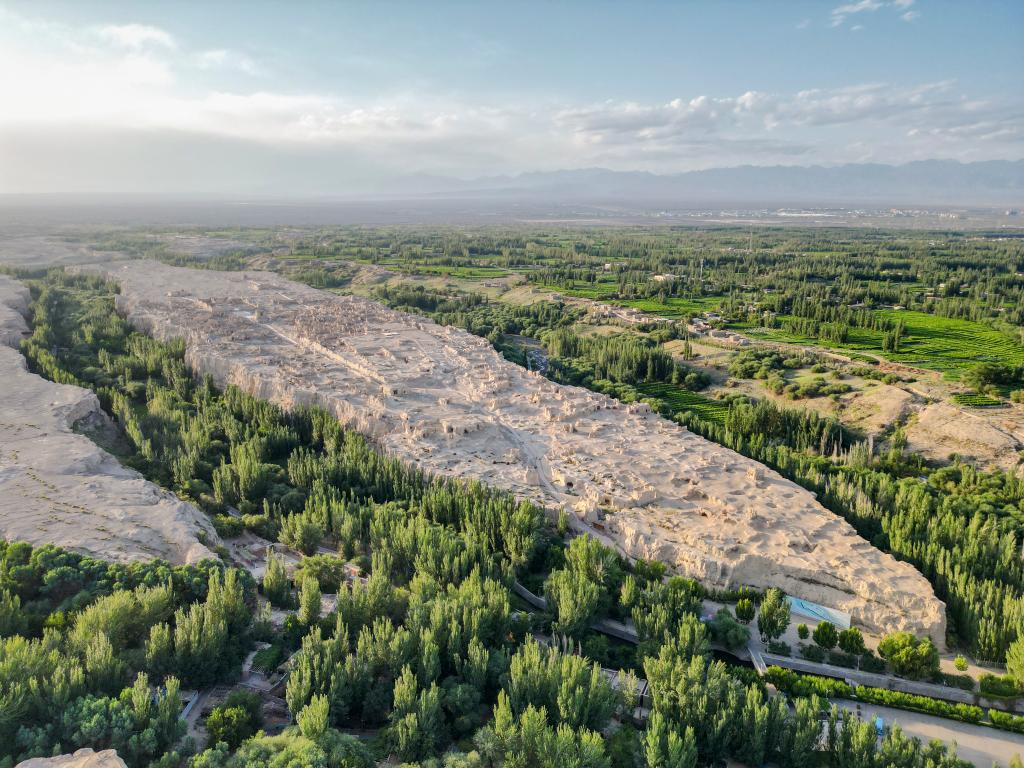 火洲旅游&ldquo;熱&rdquo;起來(lái)