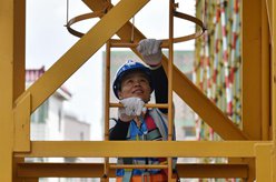 工地&ldquo;姐妹花&rdquo; 揮汗大灣區