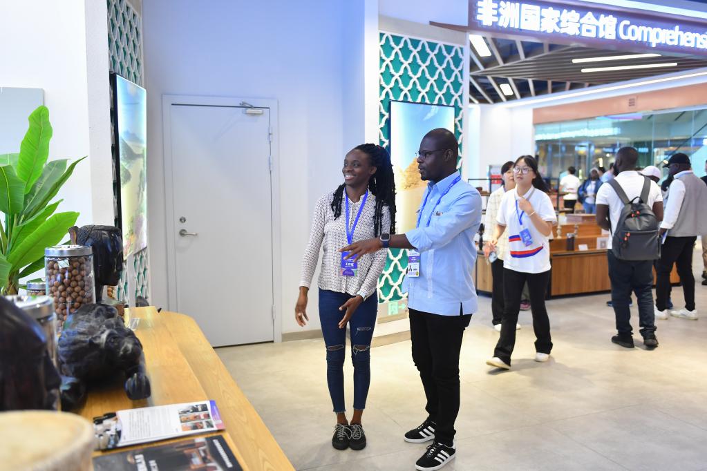 探訪(fǎng)&ldquo;中非志愿者之家&rdquo;